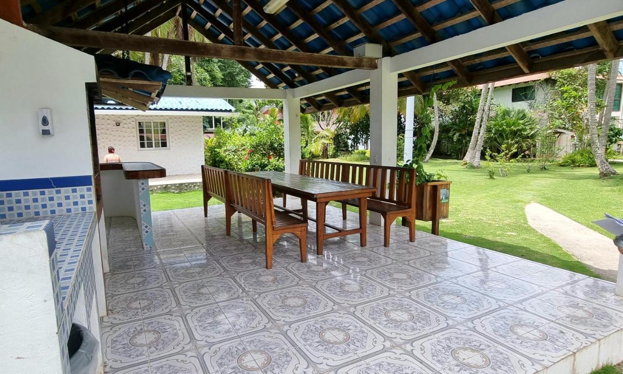 Paradise Island Beach Hotel Isla Grande Extérieur photo