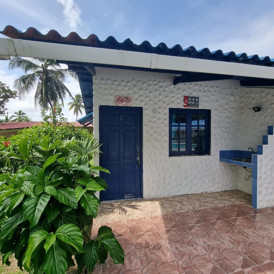 Paradise Island Beach Hotel Isla Grande Extérieur photo